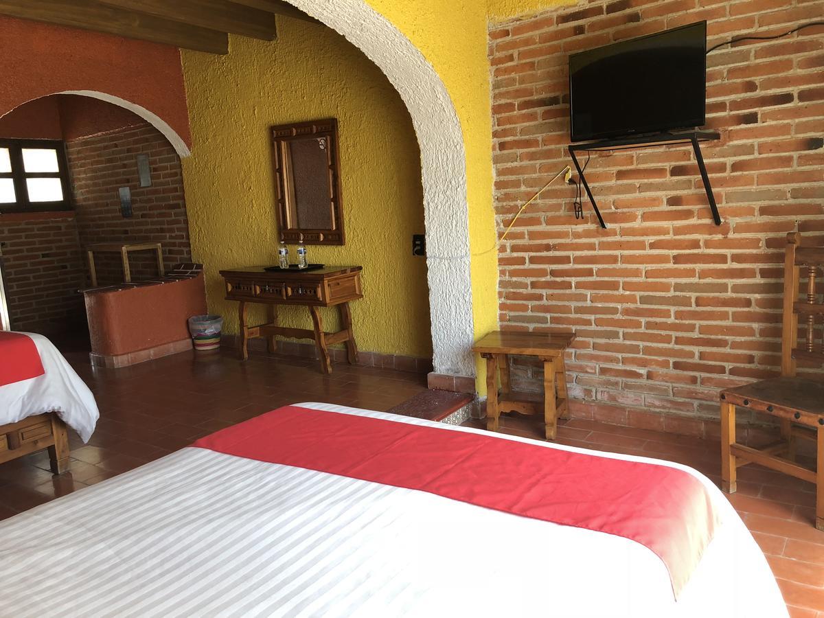 Mi Hotel Tequisquiapan Exterior photo