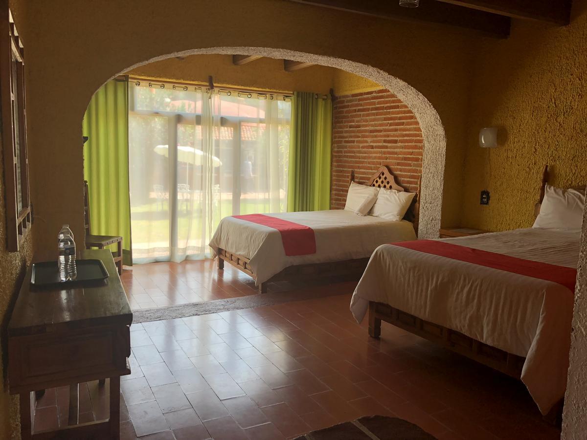 Mi Hotel Tequisquiapan Exterior photo