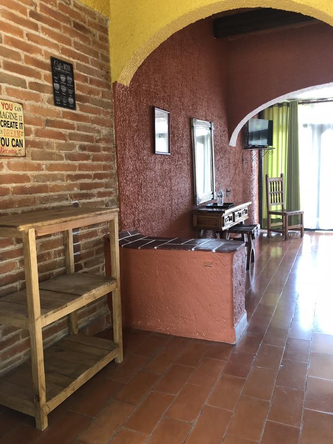 Mi Hotel Tequisquiapan Exterior photo